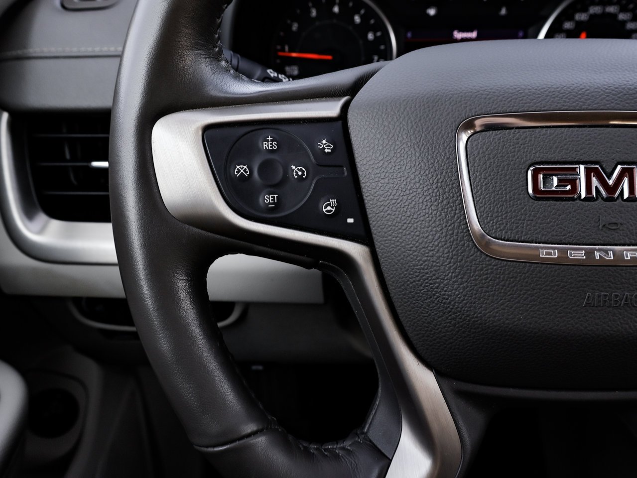 2019 GMC Terrain AWD 4dr Denali Grey Sherwood Park - photo #23