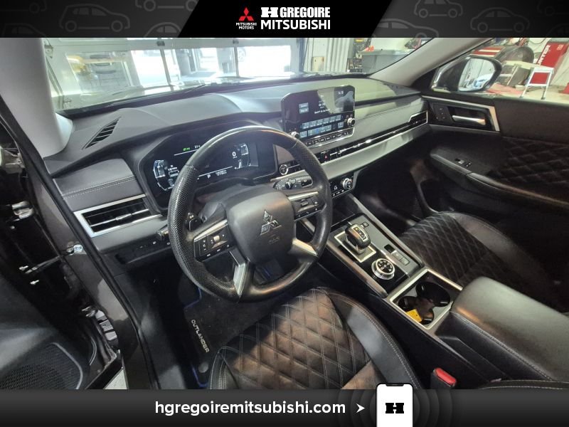 2023 Mitsubishi Outlander Plug-In Hybrid Bronze Blainville - photo #17