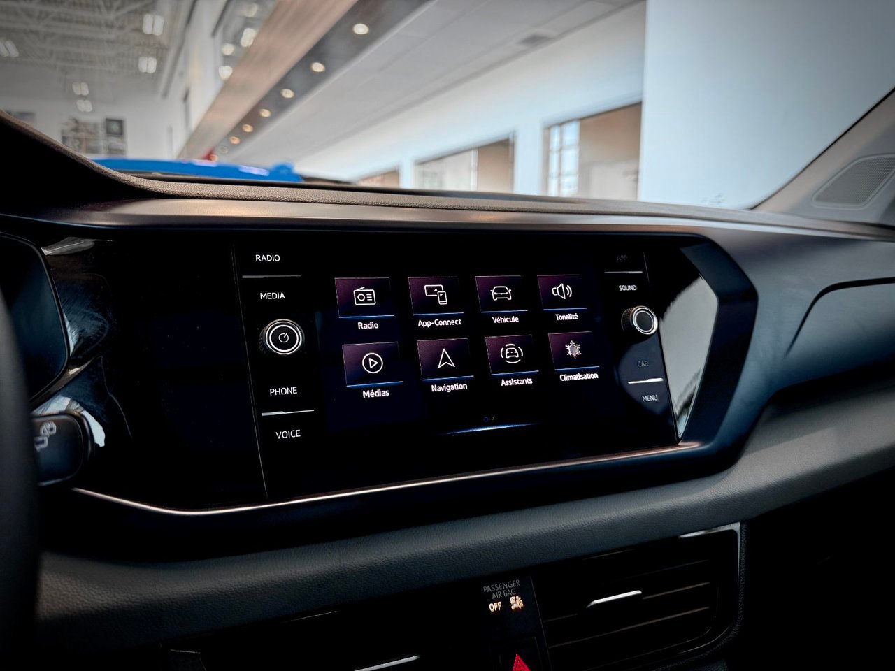 Volkswagen Taos 2023 Bleu Notre-Dame-des-Prairies - photo #27