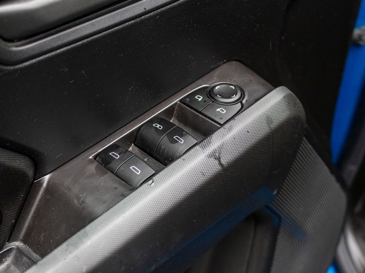 Chevrolet Colorado Trail Boss cabine multiplace 4RM 2023 Bleu Châteauguay - photo #28