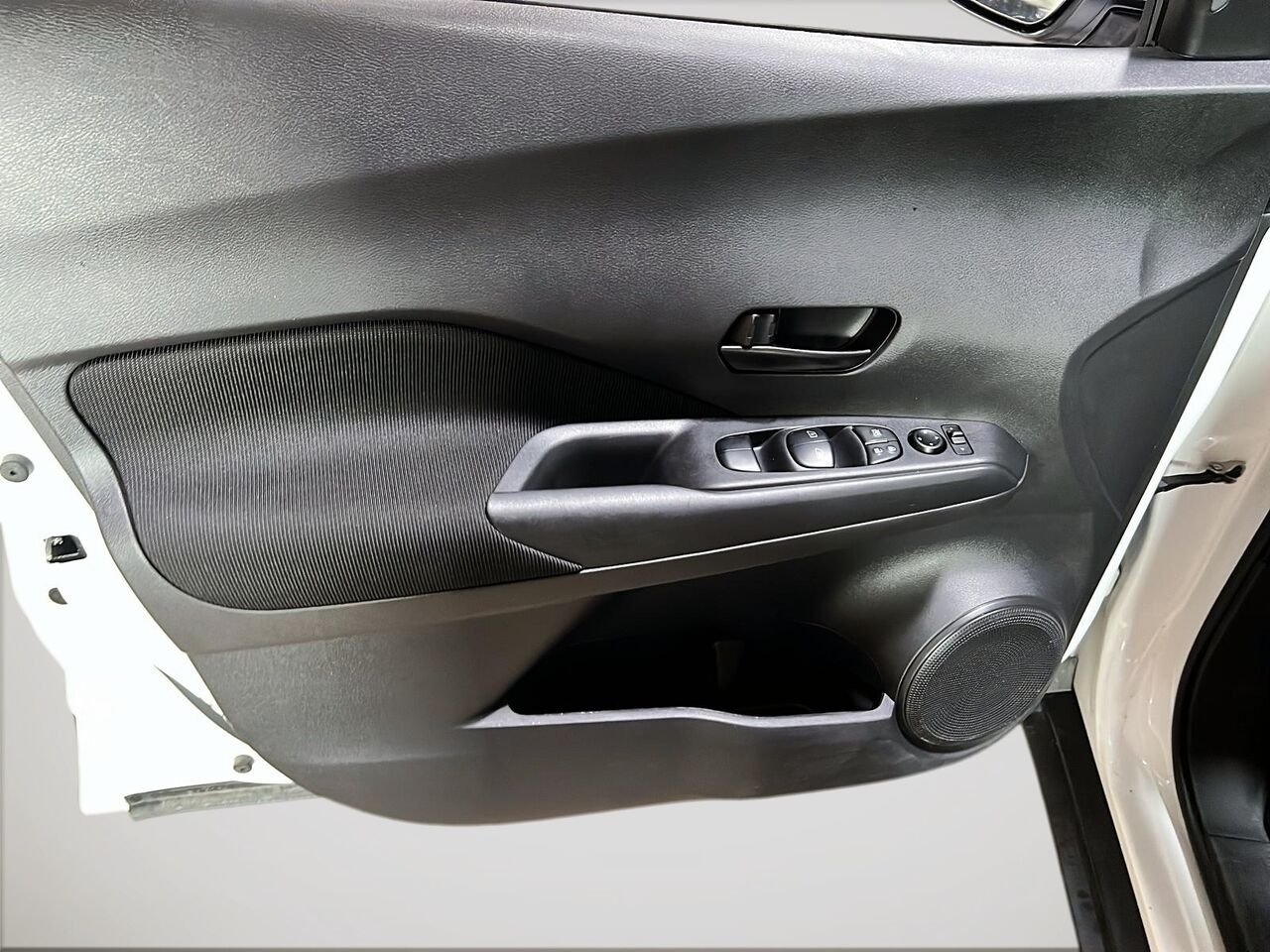 Nissan Kicks S TA 2024 Blanc Québec - photo #10