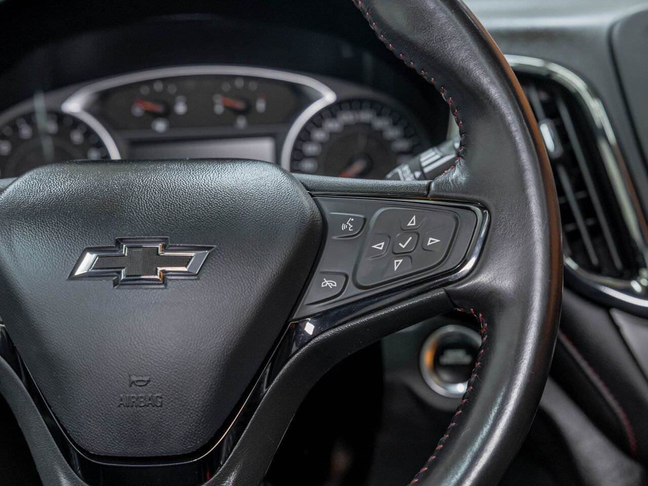 2022 Chevrolet Equinox RS AWD *TOIT* SIÈGES CHAUFF HAYON ELECT CARPLAY Cherry Red Tincoat Saint-Jérôme - photo #15