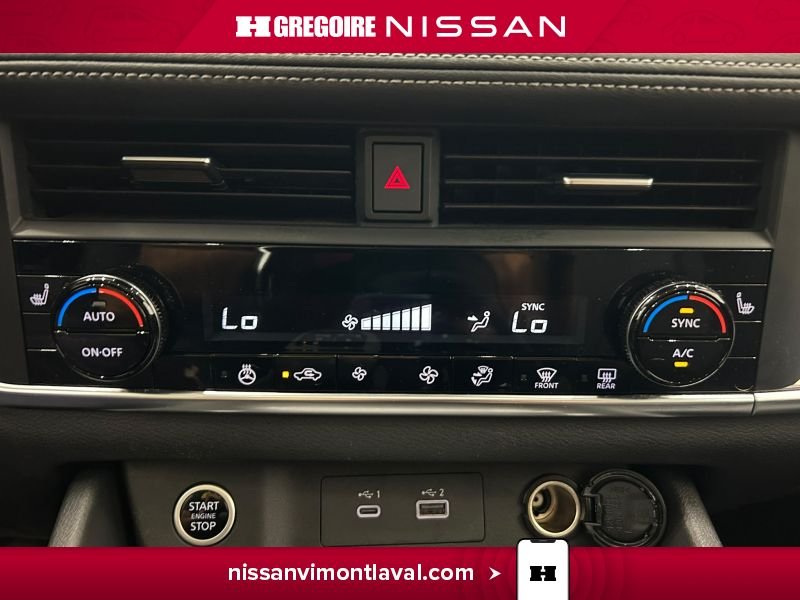 Nissan Rogue 2023 Blanc Laval - photo #27