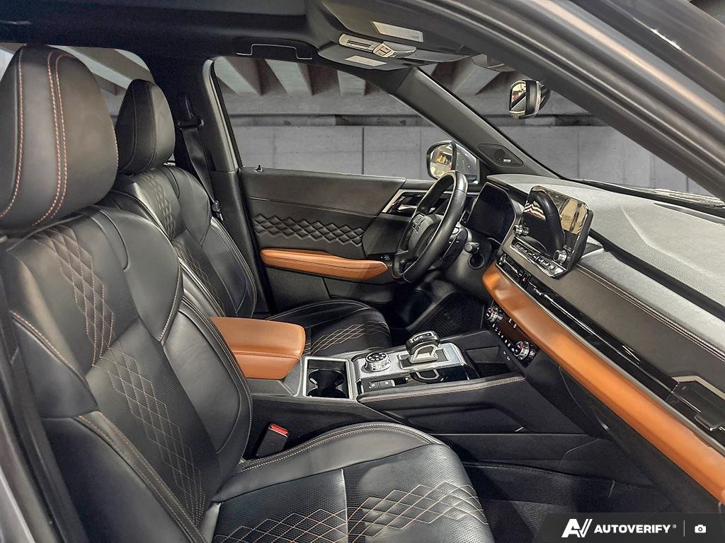 2024 Mitsubishi Outlander 2601528A | GT Premium gray Edmonton - photo #20