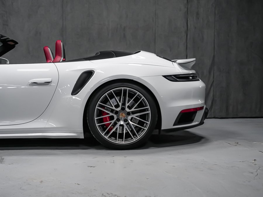 2021 Porsche 911 TURBO White