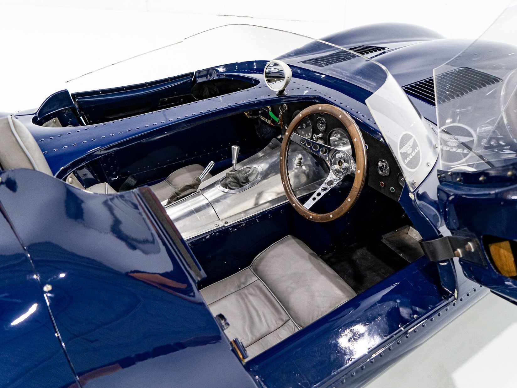 1960 Jaguar D-Type (Recreation) Construit par RAM Lm en utilisant un Moteur et transmission Jaguar **PRIX EN USD** Montreal - photo #9