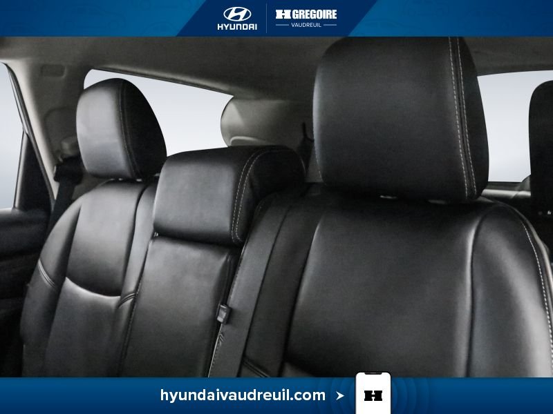 2020 Infiniti QX60 White Laval - photo #20