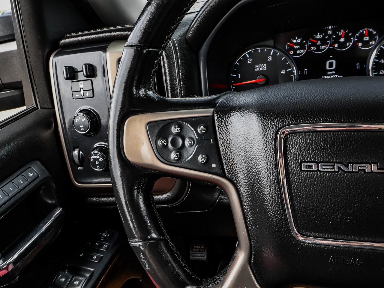 2019 GMC Sierra 3500HD 4WD Crew Cab 153.7 Denali Black Sherwood Park - photo #22