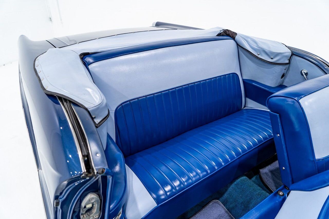 Buick Special 364/300HP NailHead 1 of only 2,056 | PRICE IN USD 1957 Bleu Montréal - photo #60