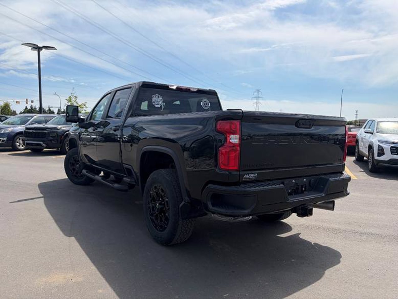 2024 Chevrolet Silverado 2500HD 4WD Crew Cab 159 LT Black Sherwood Park - photo #3