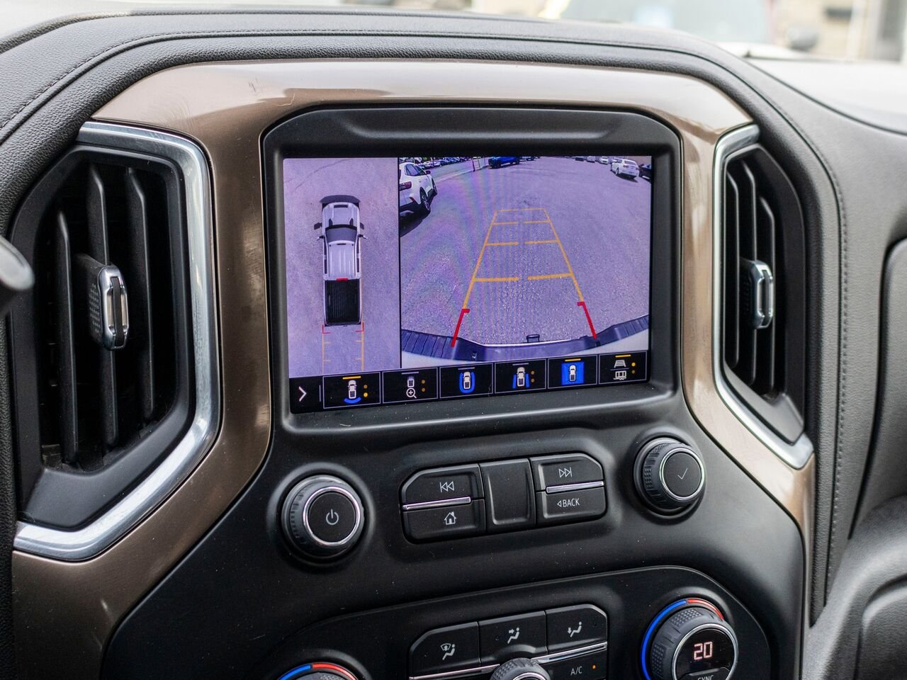 Chevrolet Silverado 2500HD High Country cabine multiplace 4RM 159 po 2022 Blanc Châteauguay - photo #14