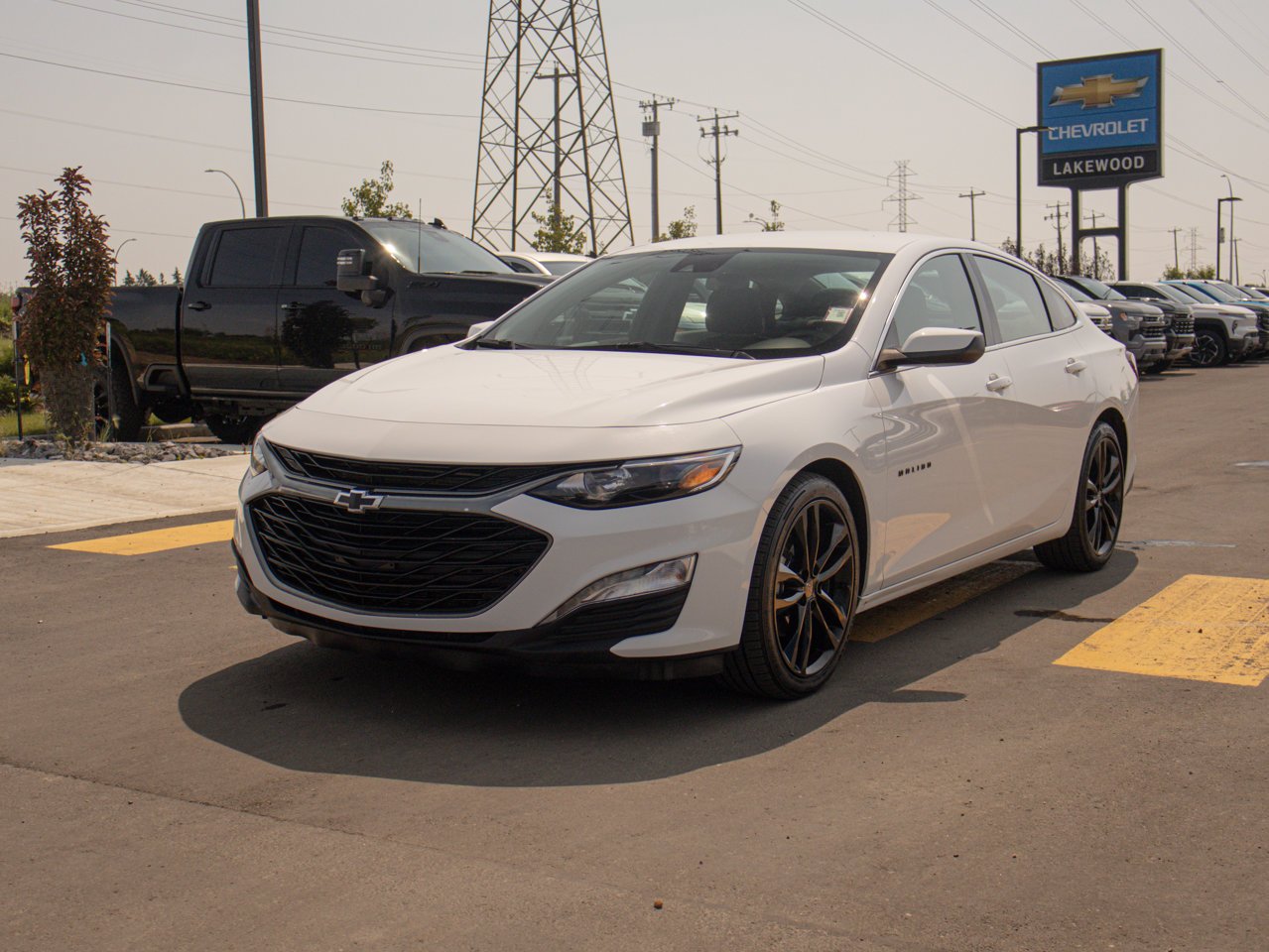 2024 Chevrolet Malibu 4dr Sdn 1LT White Sherwood Park - photo #3