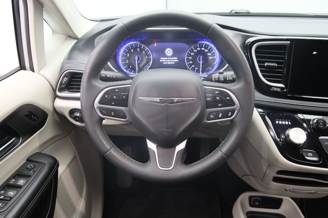 2023 Chrysler Pacifica VIN 2C4RC3BG7PR570006 Silver Chicoutimi - photo #11