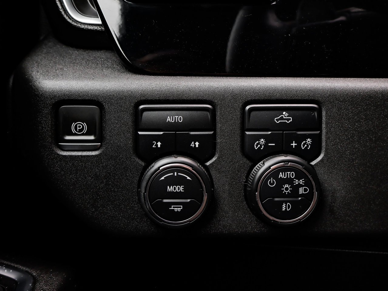 2024 Chevrolet Silverado 1500 4WD Crew Cab 147 RST Black Sherwood Park - photo #18
