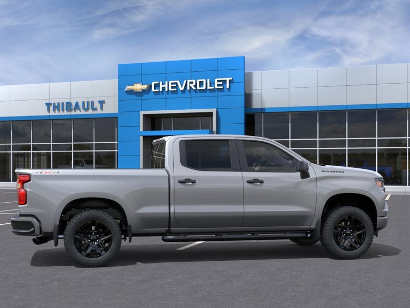 CHEVROLET Silverado 1500 Custom cabine multiplace 4RM 157 po 2026 GRIS STERLING METALLISE