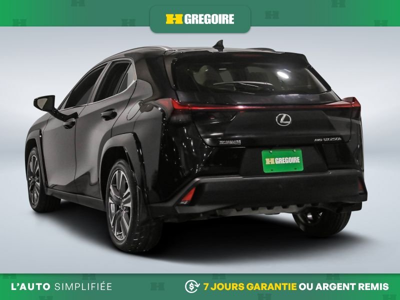 2023 Lexus UX Black Blainville - photo #5