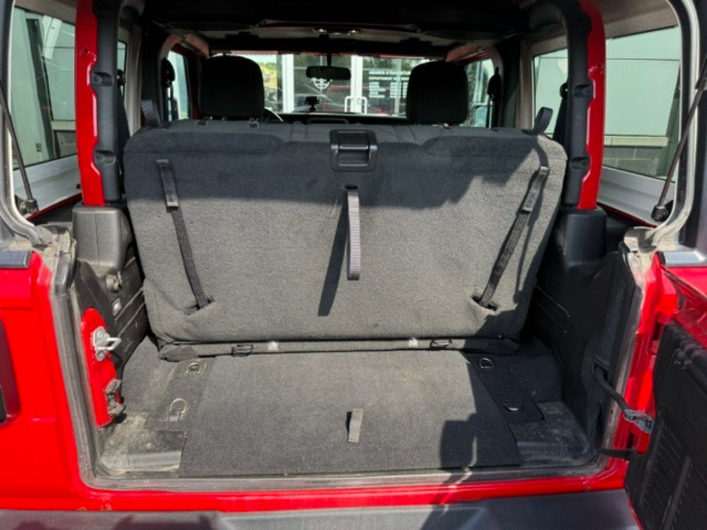 2019 Jeep Wrangler Red Saint-Basile-le-Grand - photo #14