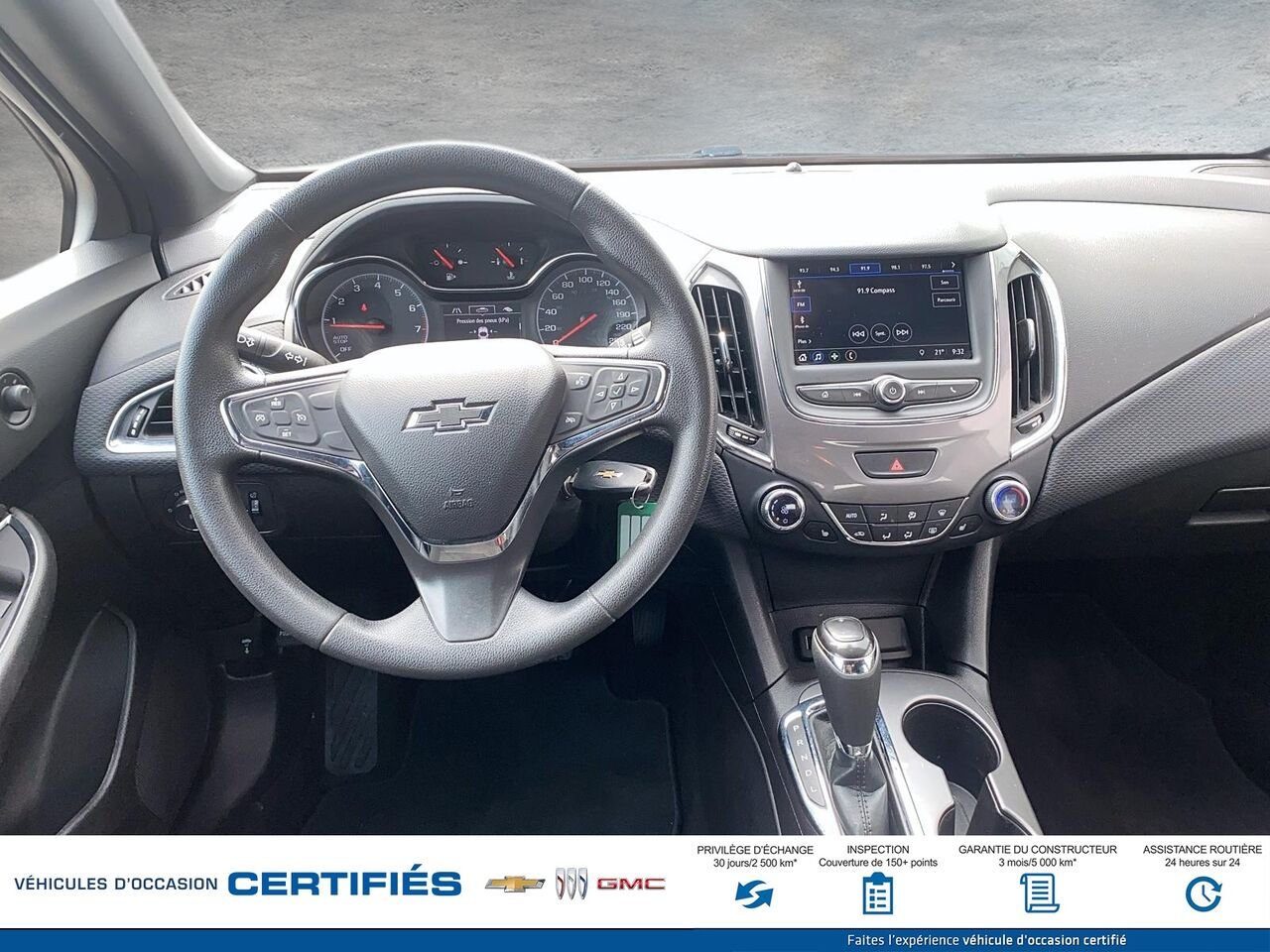 CHEVROLET CRUZE LT LT à hayon 4 portes 2019 Gris Montmagny - photo #8