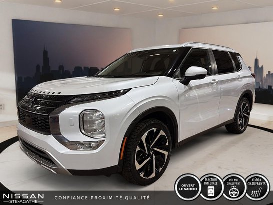 2023 Mitsubishi Outlander SE S-AWC Silver