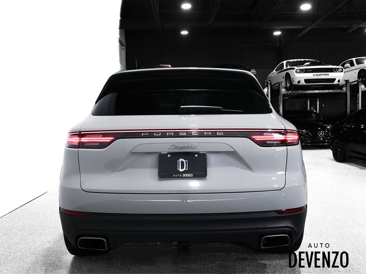 2022 Porsche Cayenne Grey Saint-Eustache - photo #3