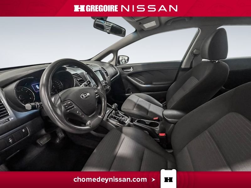 Kia Forte 2017 Gris Laval - photo #15