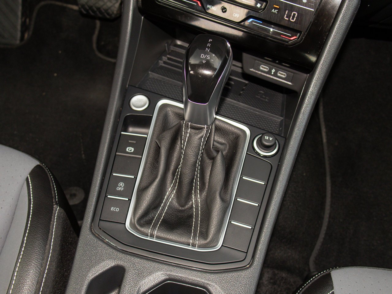 2025 Volkswagen Jetta Comfortline Auto Monterey Blue Pearl Sherwood Park - photo #26