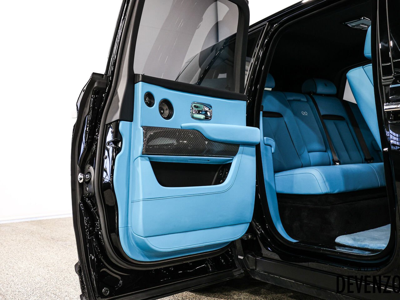 Rolls-Royce Cullinan 2023 Bleu Saint-Eustache - photo #7