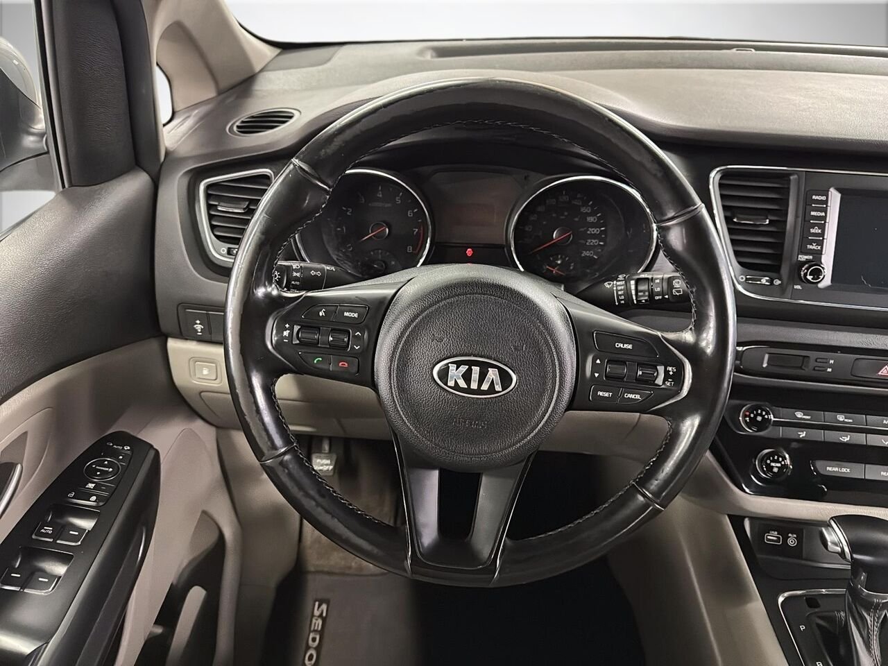 2018 KIA SEDONA LX Silver Saint-Hyacinthe - photo #11