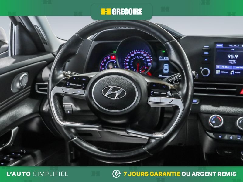 Hyundai Elantra 729612 | Preferred AUTO AC MAGS CAM RECULE BLUETOOTH 2021 Gris Laval - photo #17