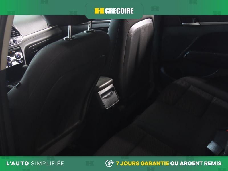 Hyundai Elantra 820783 | Essential A/C CAM RECUL BLUETOOTH 2019 Rouge Laval - photo #22