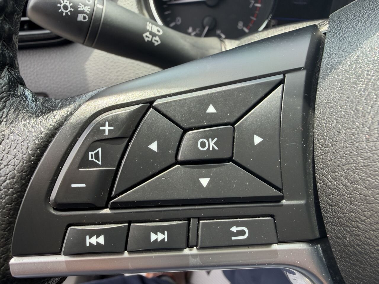 2019 Nissan Rogue Black Lac Mégantic - photo #20