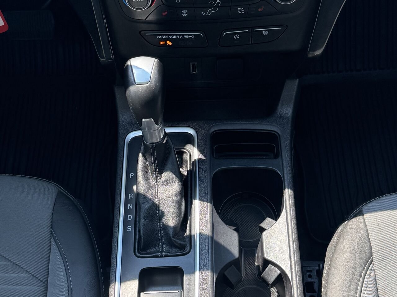 2018 Ford Escape SE AWD Grey Granby - photo #19