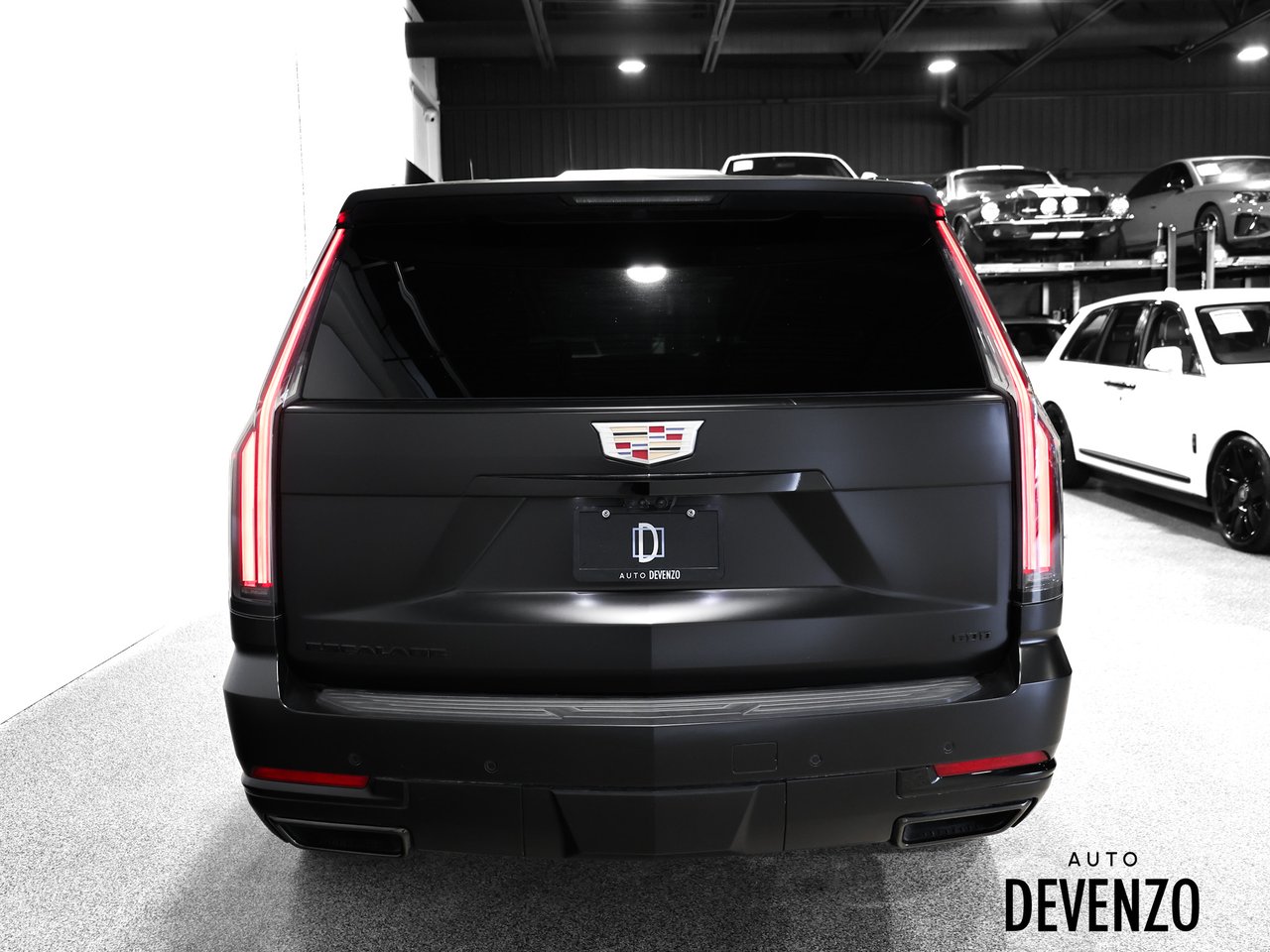 Cadillac Escalade 2026 Noir Saint-Eustache - photo #3