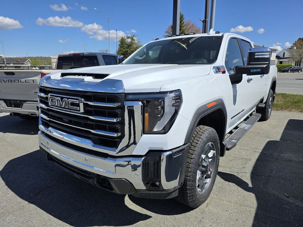 GMC Sierra 2500HD SLT 2026 Blanc glacier 3 couches Rouyn-Noranda - photo #0
