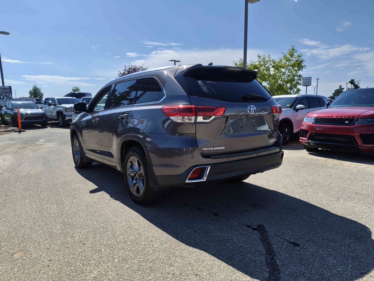 2018 Toyota Highlander AWD Limited gray Sherwood Park - photo #3