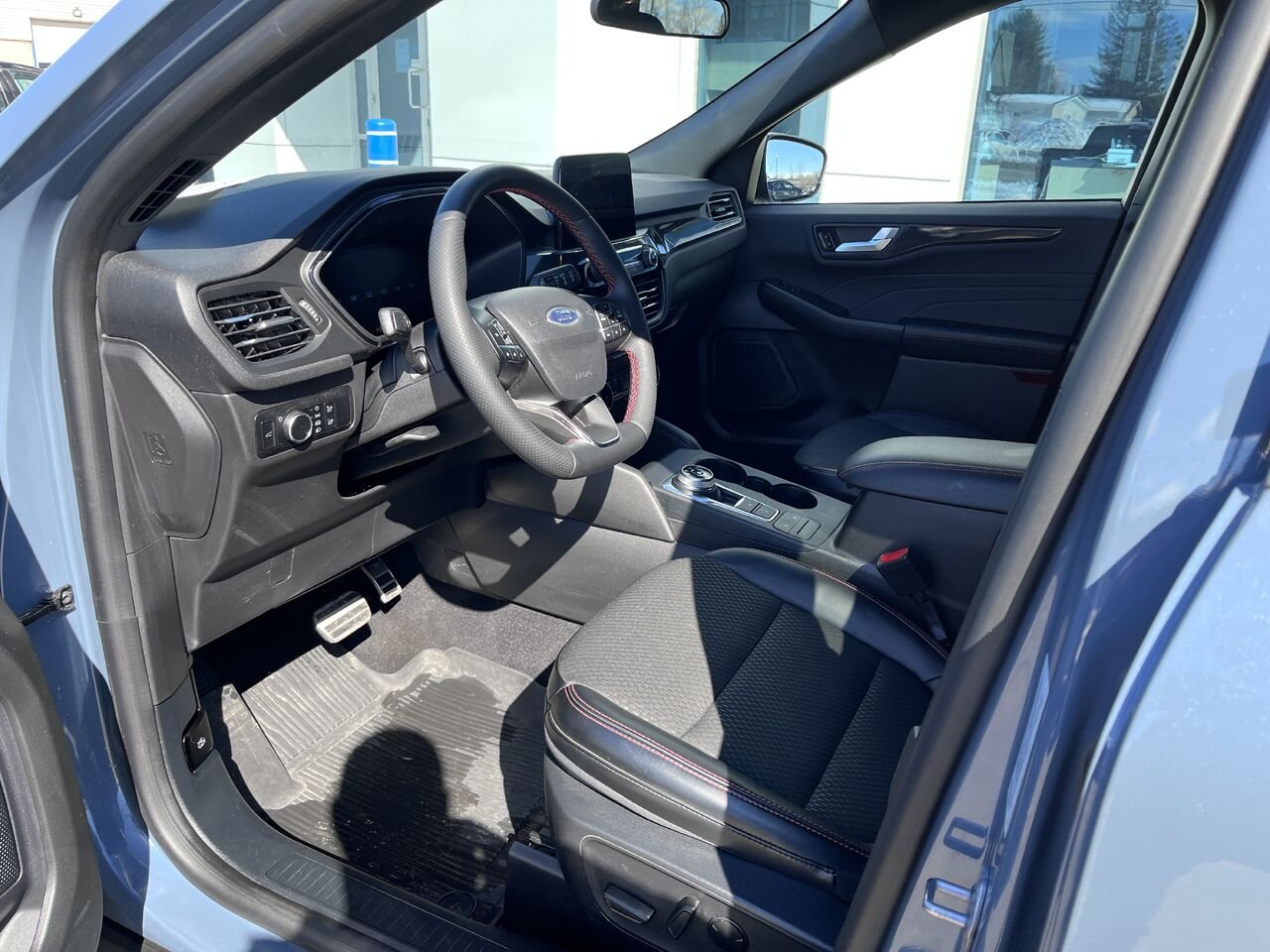 Ford Escape 2024 Bleu Mont-Laurier - photo #9