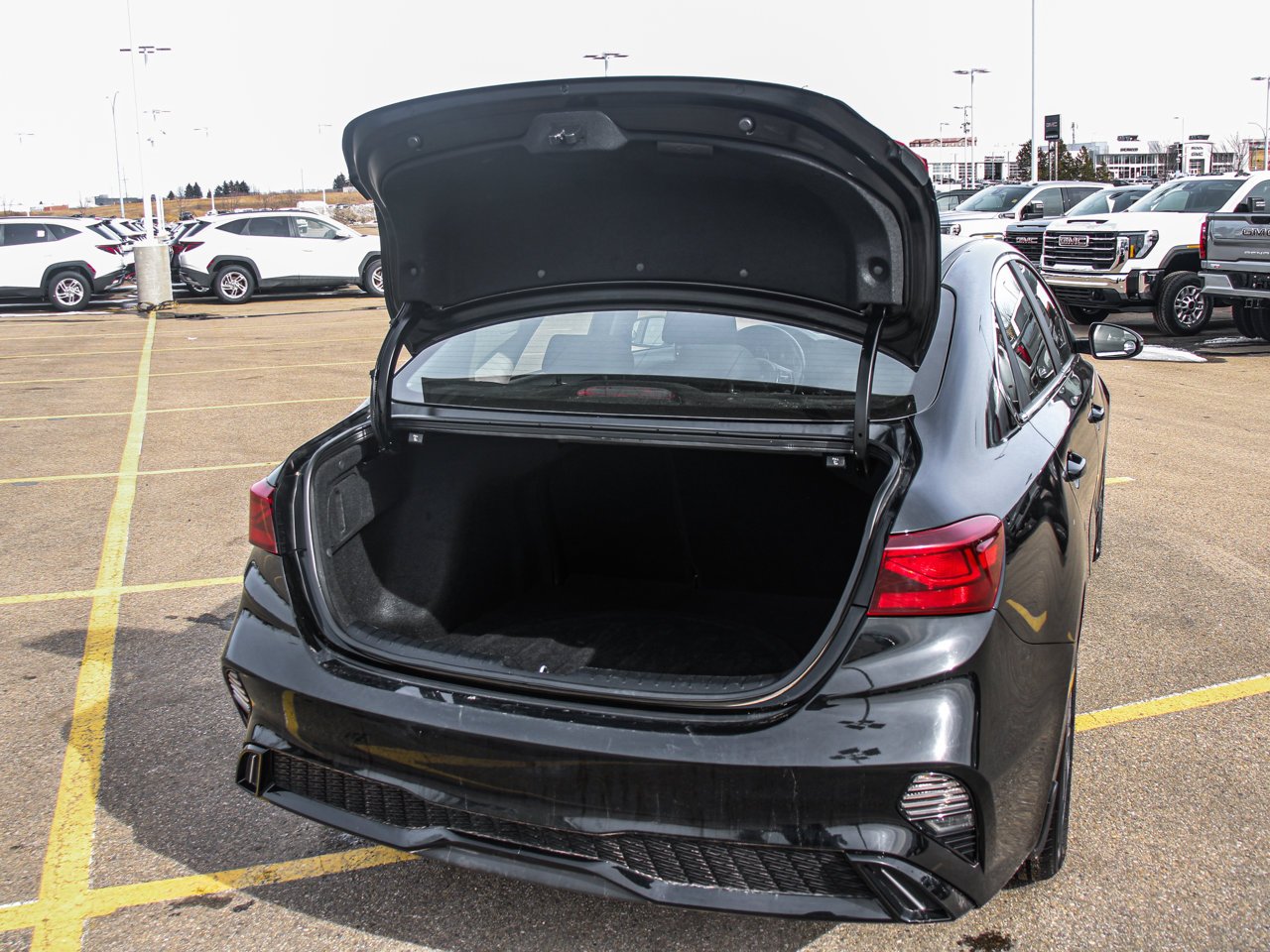 2024 Kia Forte EX IVT Black Sherwood Park - photo #7