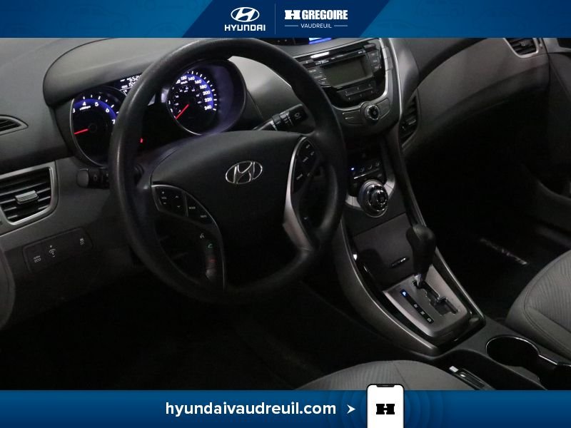 Hyundai Elantra YS42 | Berline 4 portes, boîte automatique, GL 2013 Gris Laval - photo #15