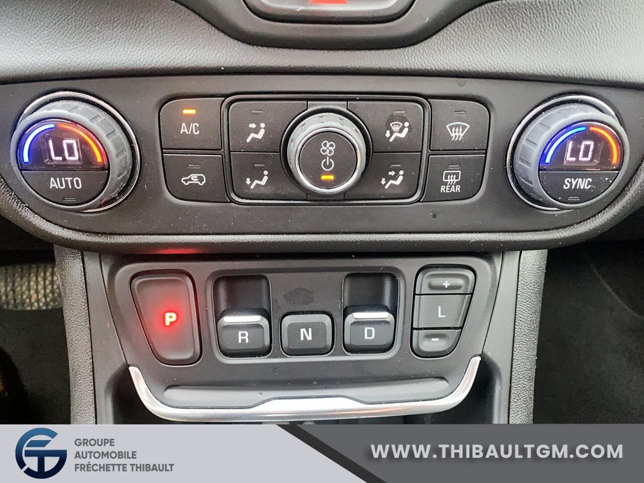 2020 GMC TERRAIN SLE Traction intégrale, 4 portes SLE Grey Montmagny - photo #13