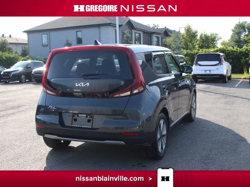 2022 Kia Soul Blainville - photo #8