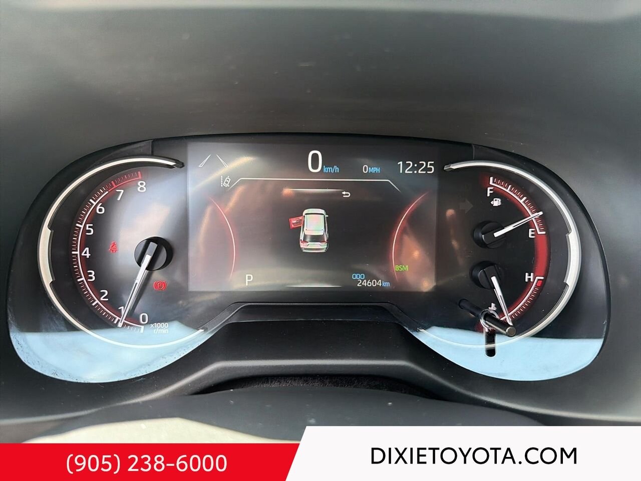 2024 Toyota RAV4 XLE AWD / CLEAN CARFAX / HEATED SEATS / MOONROOF / ALLOY WHEELS / CARPLAY AND ANDROID AUTO Red Mississauga - photo #13