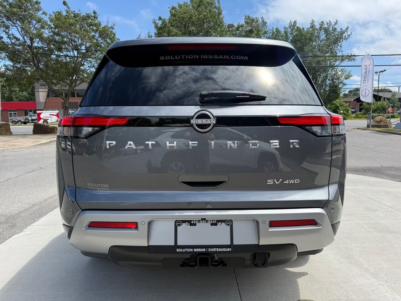 Nissan Pathfinder SV 4RM 2024 Gris Châteauguay - photo #5