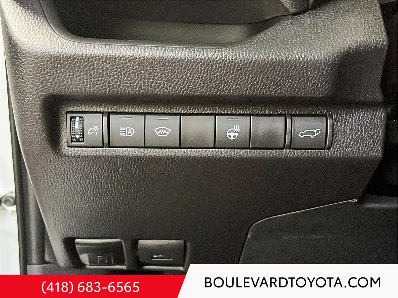 Toyota RAV4 531781-138 | XLE, AWD 2025 Blanc Québec - photo #12