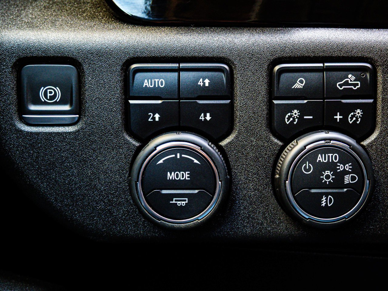 2024 Chevrolet Silverado 3500HD 4WD Crew Cab 159 High Country Black Sherwood Park - photo #18