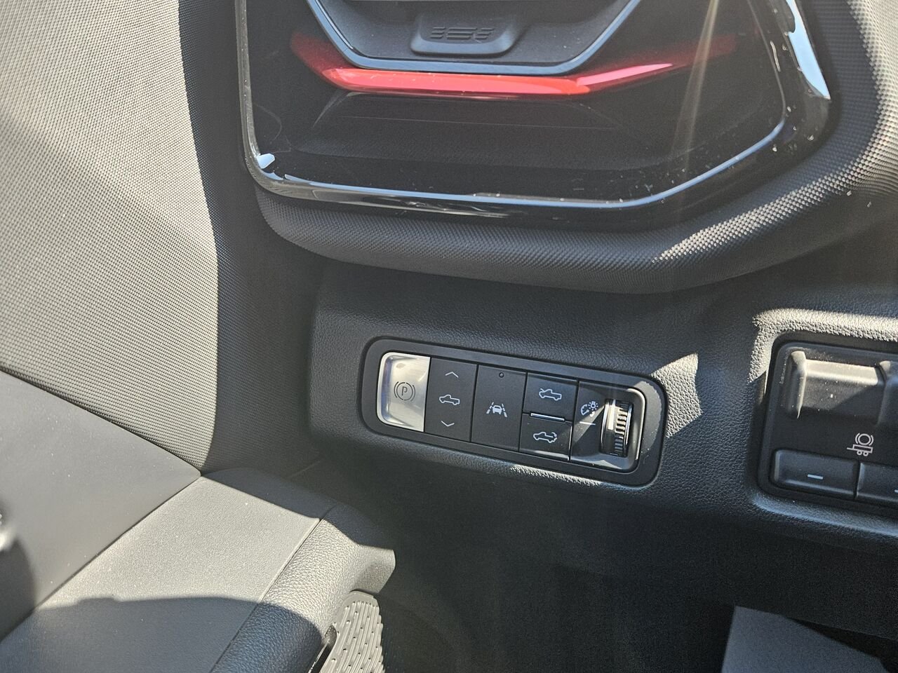 Chevrolet Silverado EV RST cabine multiplace e4RM 2024 Noir Thetford Mines - photo #9