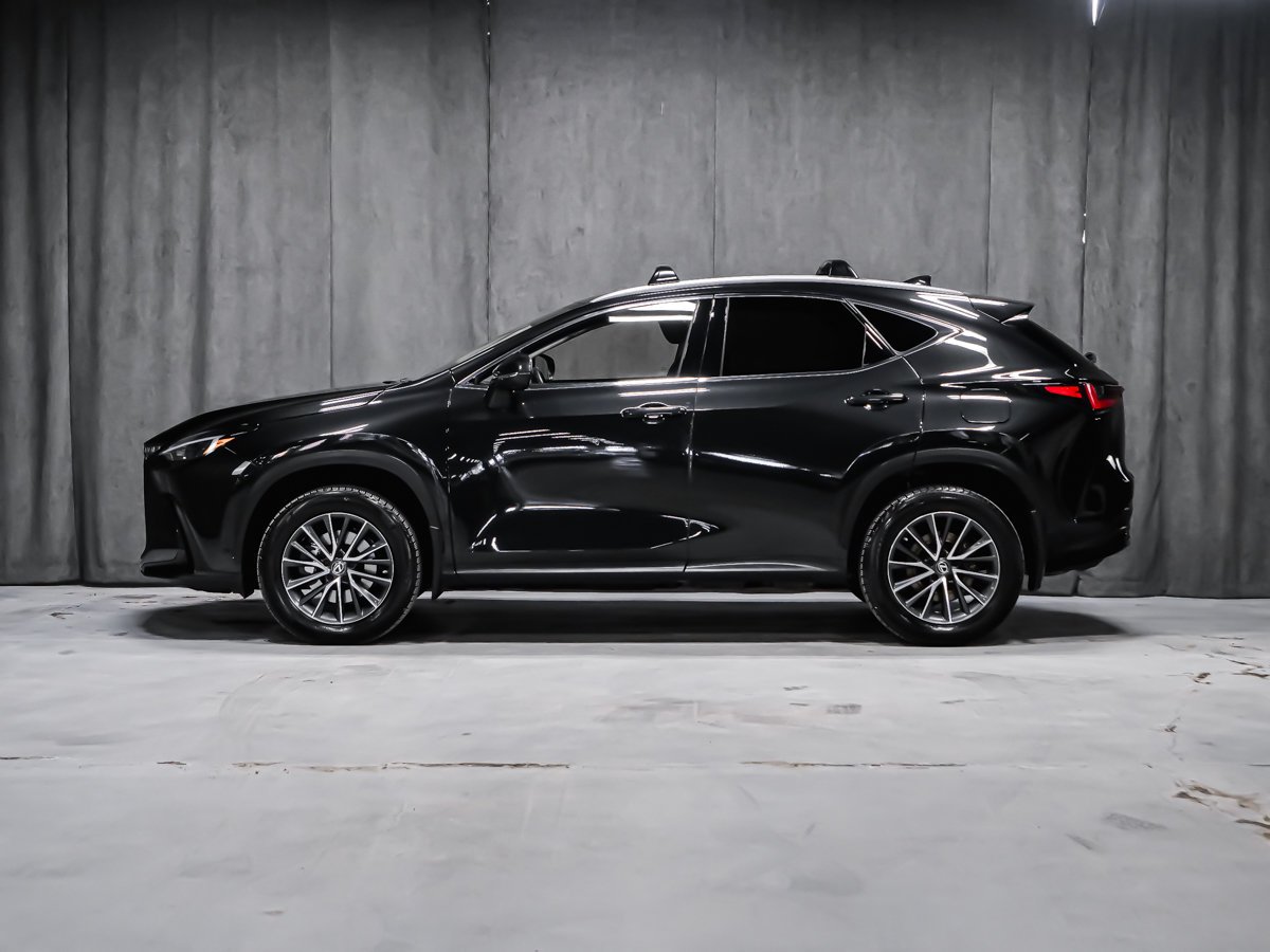Lexus NX NX 350H HYBRID SIGNATURE VOLANT CHAUFFANT 2023 Noir Montréal - photo #3