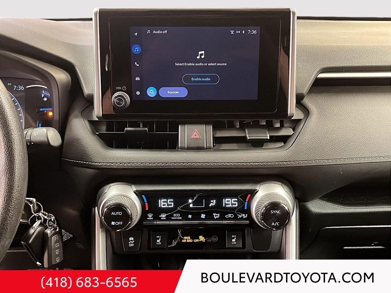 Toyota RAV4 99635A-107 | hybride LE TI 2023 Argent Québec - photo #11