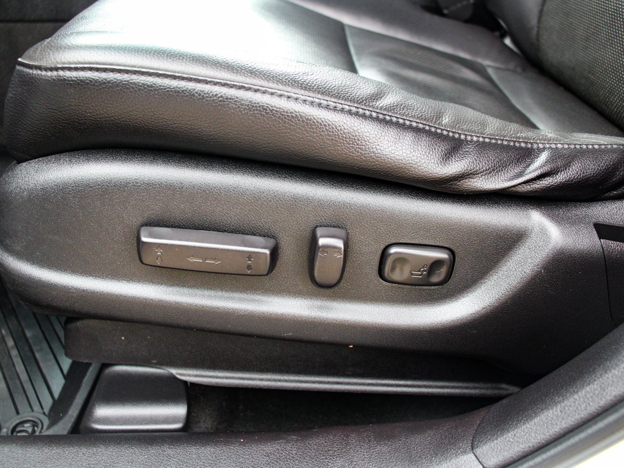 2014 Acura RDX AWD 4dr White Sherwood Park - photo #14