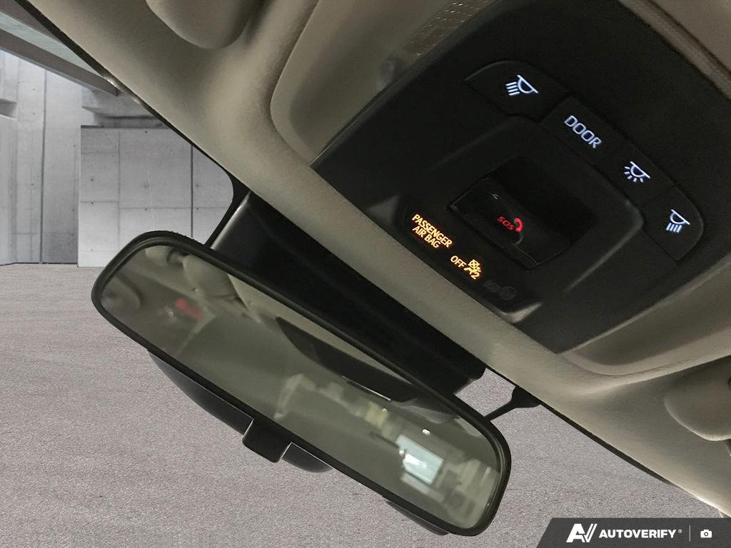 2025 Toyota Corolla S2501601 | Hybrid LE Black Edmonton - photo #20