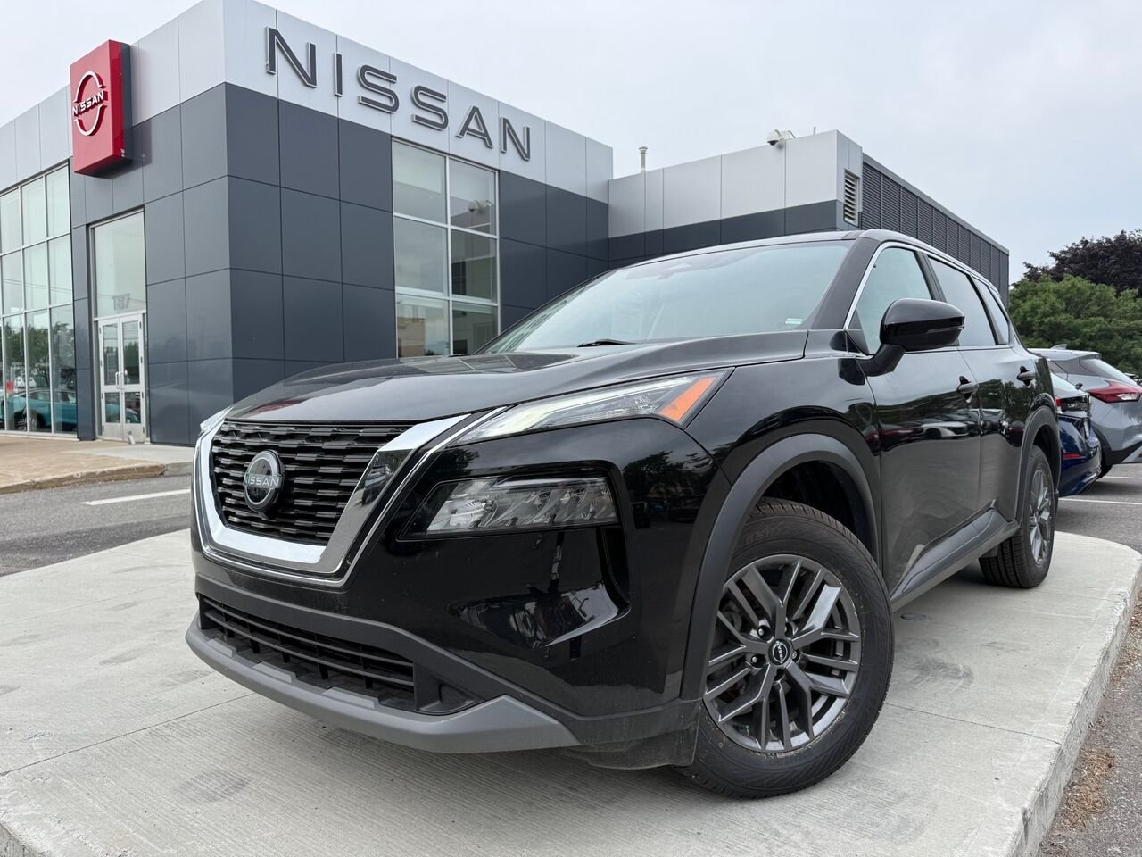 Nissan Rogue S AWD 2023 Noir Châteauguay - photo #0